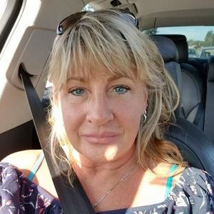 Meet your Posher, Carla